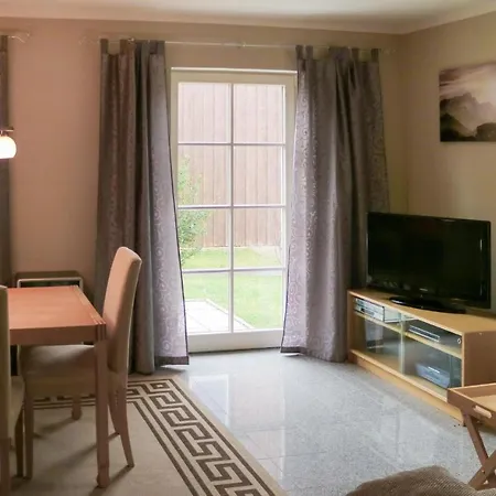 2 Bedroom Amazing Home In Hohenkirchen *